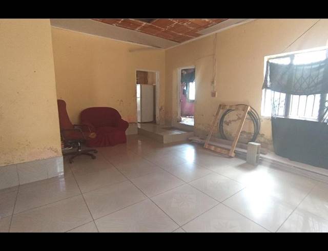 4 BEDROOM HOUSE FOR SALE IN PINETOWN